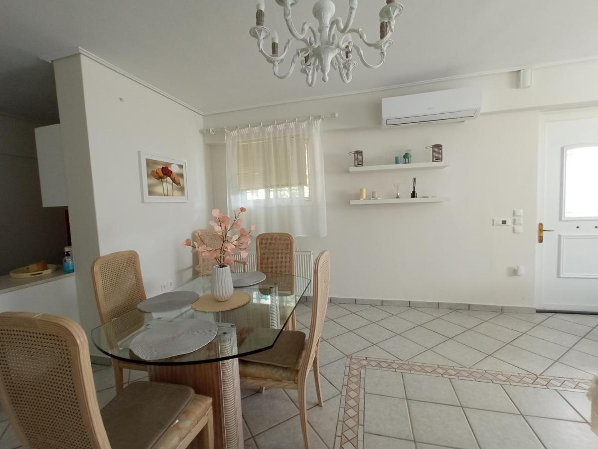 Flat With Garden Near Sea, Port And Airport Apartment อาร์เตมีดา ภายนอก รูปภาพ