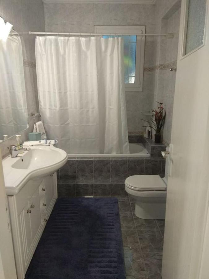 Flat With Garden Near Sea, Port And Airport Apartment อาร์เตมีดา ภายนอก รูปภาพ