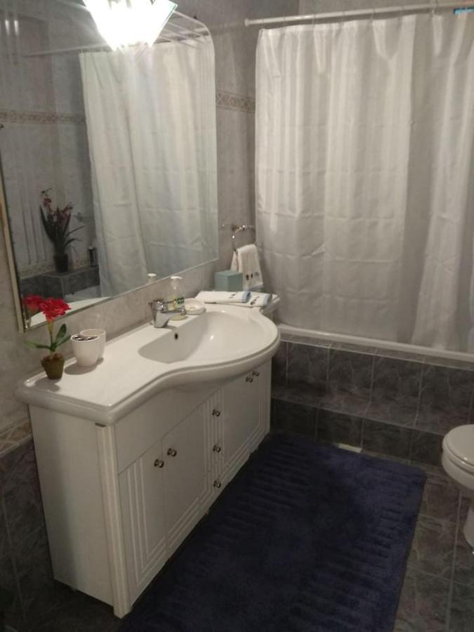 Flat With Garden Near Sea, Port And Airport Apartment อาร์เตมีดา ภายนอก รูปภาพ
